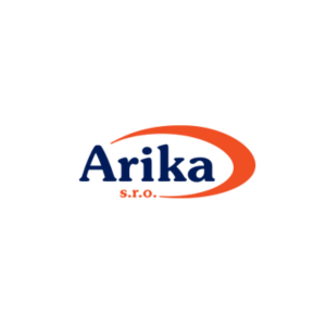 Logo Arika - tmavomodre pismo s oranzovym detailom